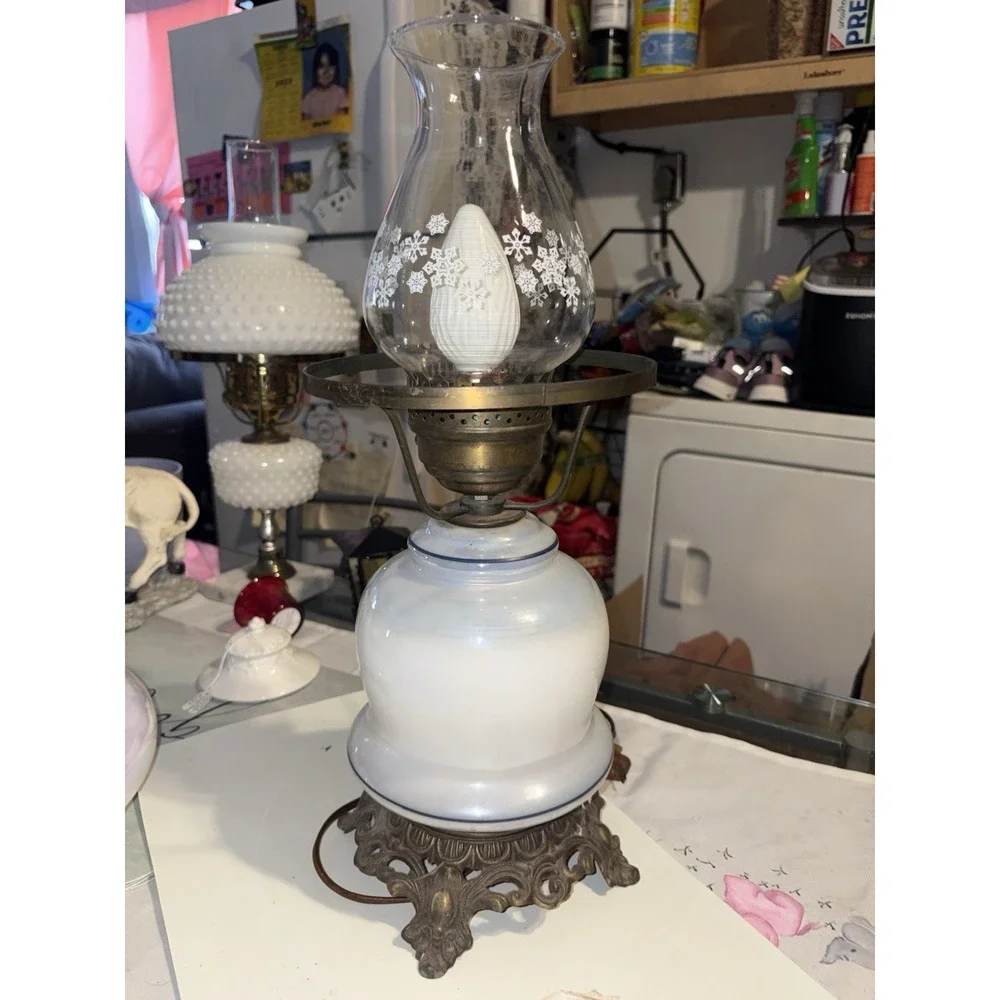Vintage Gone With The Wind Electric Hurricane Lamp 18